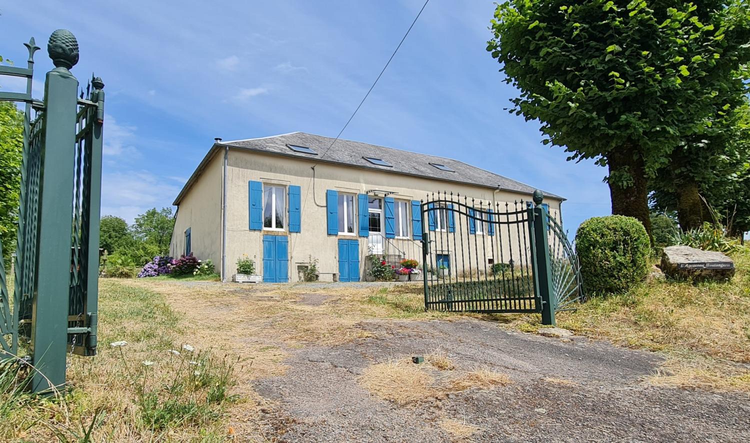  for sale village house Saint-Léger-de-Fougeret Nièvre 1