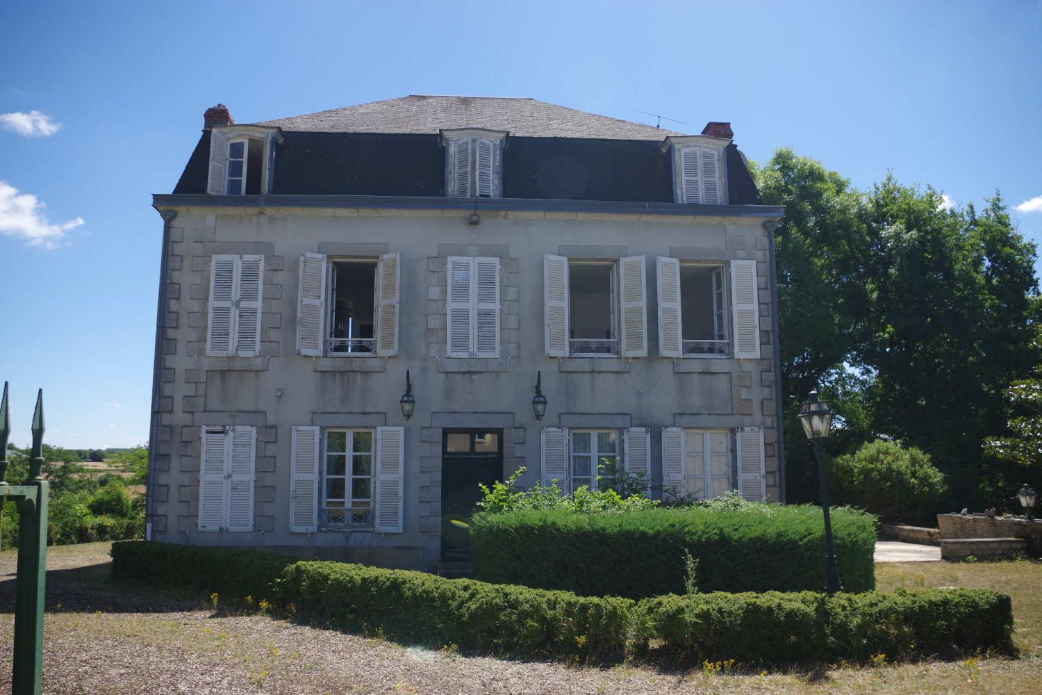 for sale mansion Châtillon-en-Bazois Nièvre 2