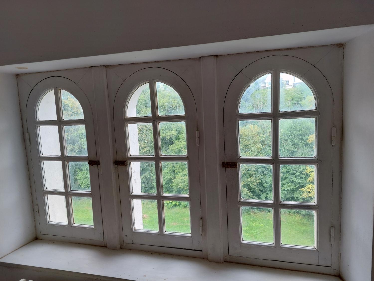  for sale castle Blondefontaine Haute-Saône 32