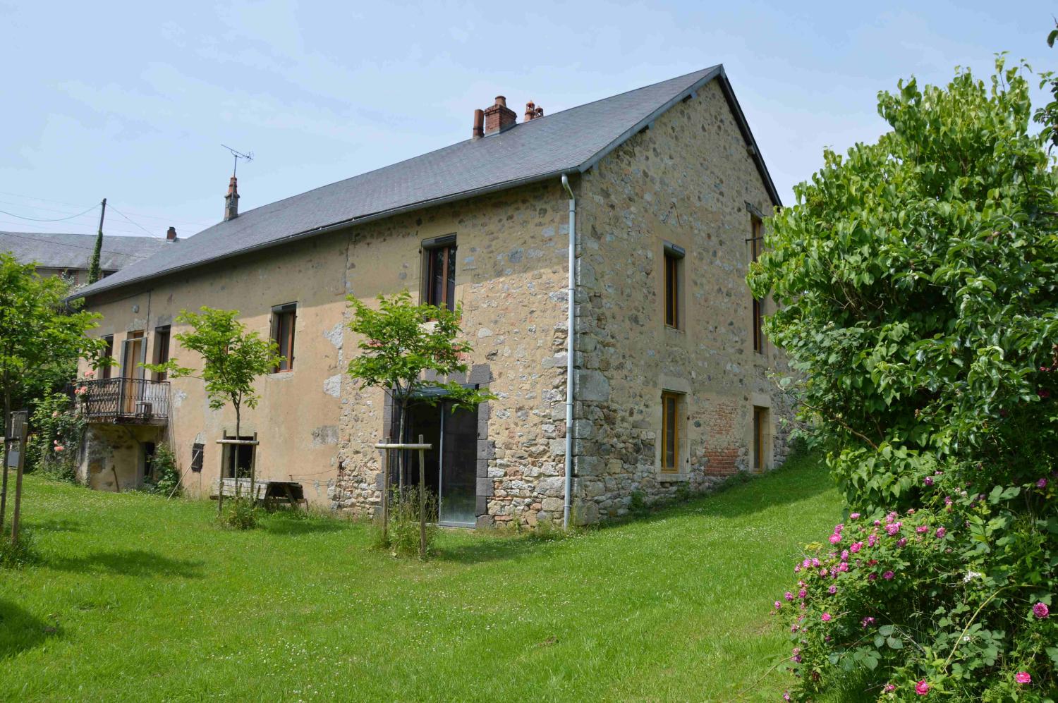  for sale village house Arleuf Nièvre 1