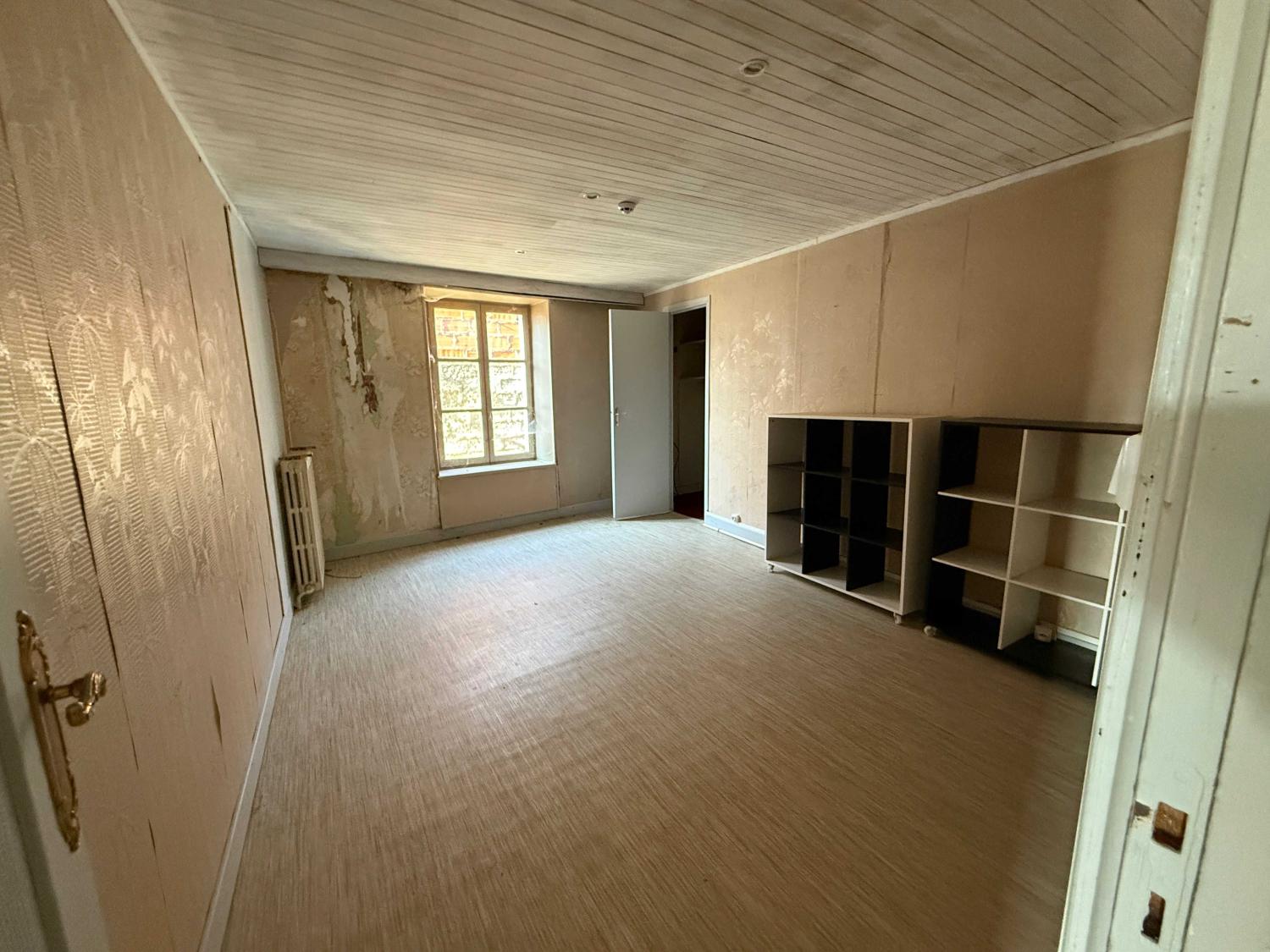  for sale village house Bourbonne-les-Bains Haute-Marne 14