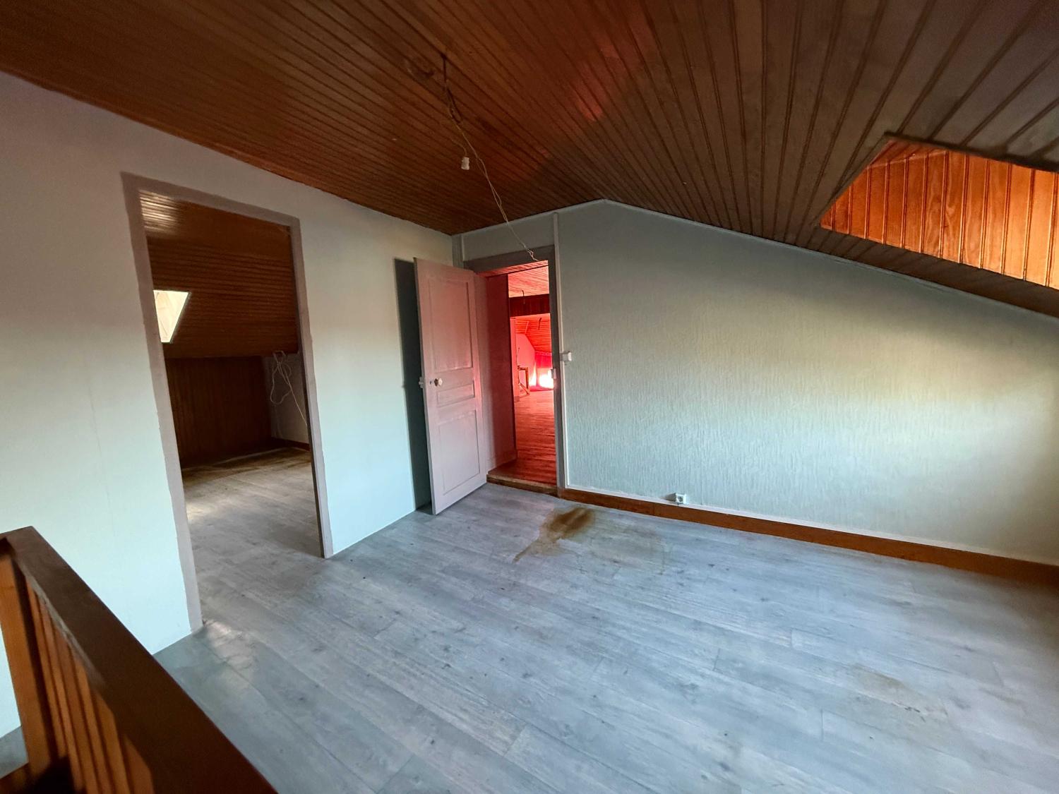  for sale village house Bourbonne-les-Bains Haute-Marne 17