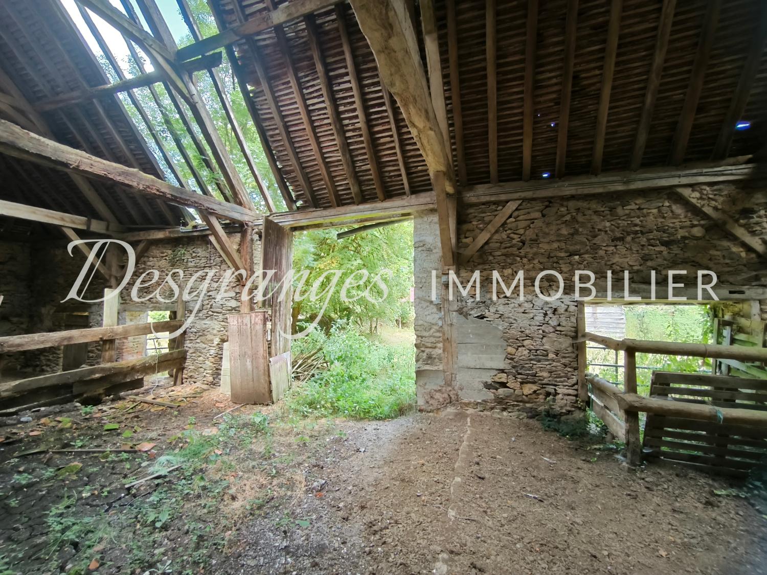  for sale farm Coussac-Bonneval Haute-Vienne 15