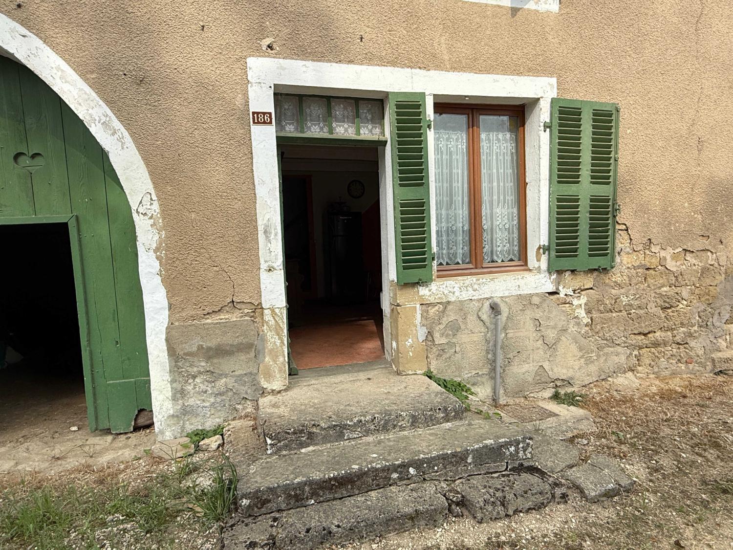  for sale village farm Châtillon-sur-Saône Vosges 32