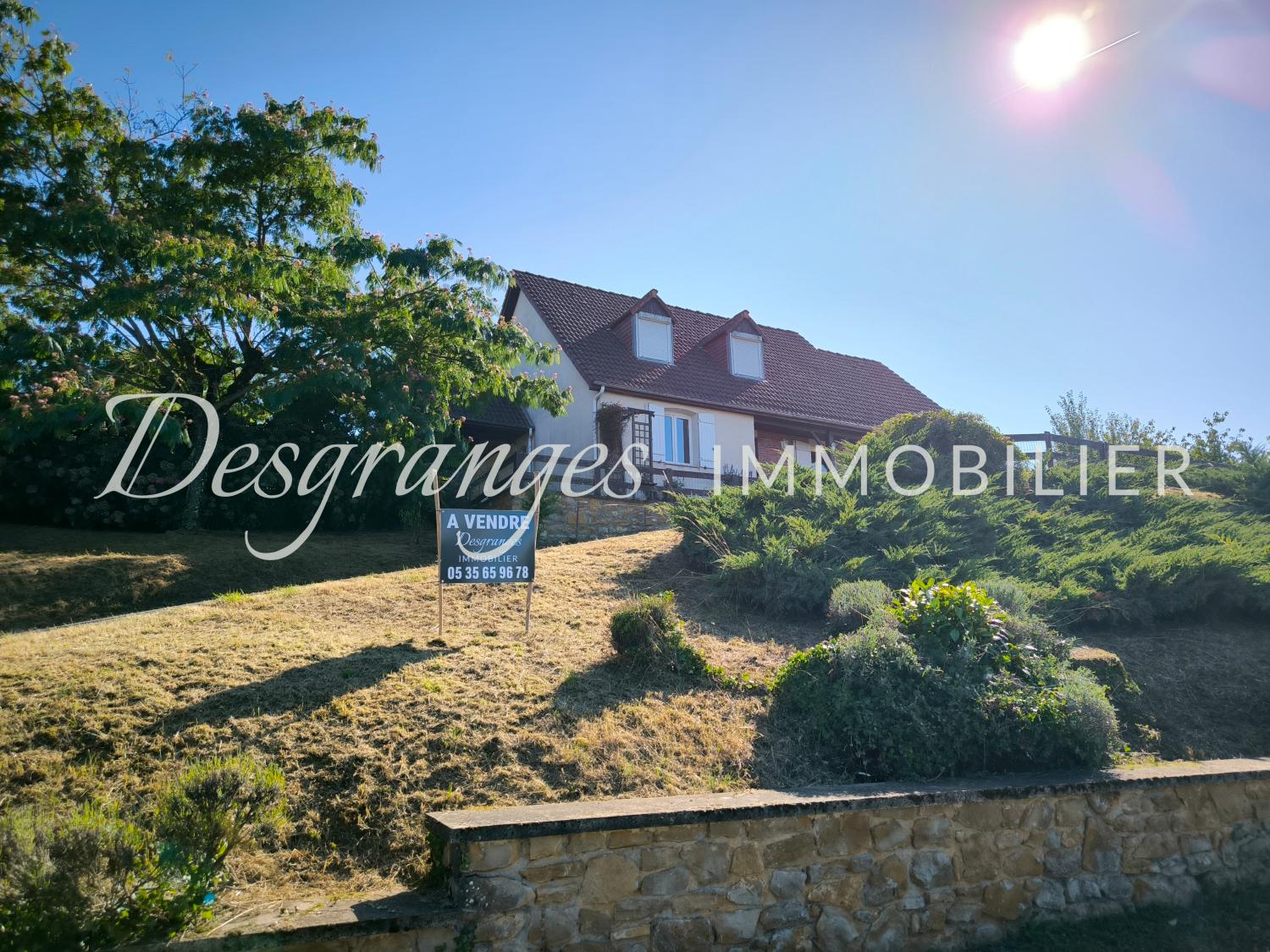  for sale detached house Saint-Robert Corrèze 22