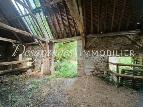  for sale farm Coussac-Bonneval Haute-Vienne 15