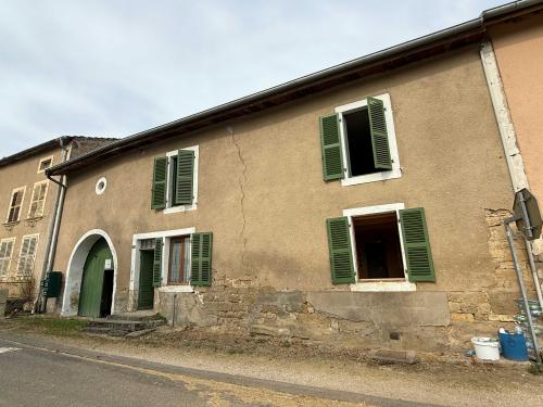 Châtillon-sur-Saône Vosges village farm foto 7122090