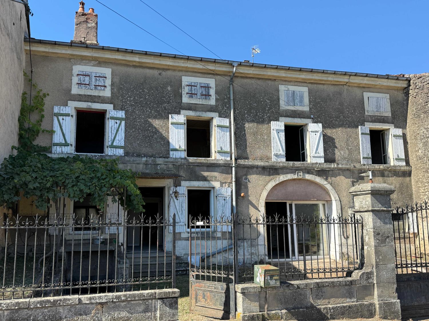  for sale mansion Châtillon-sur-Saône Vosges 2