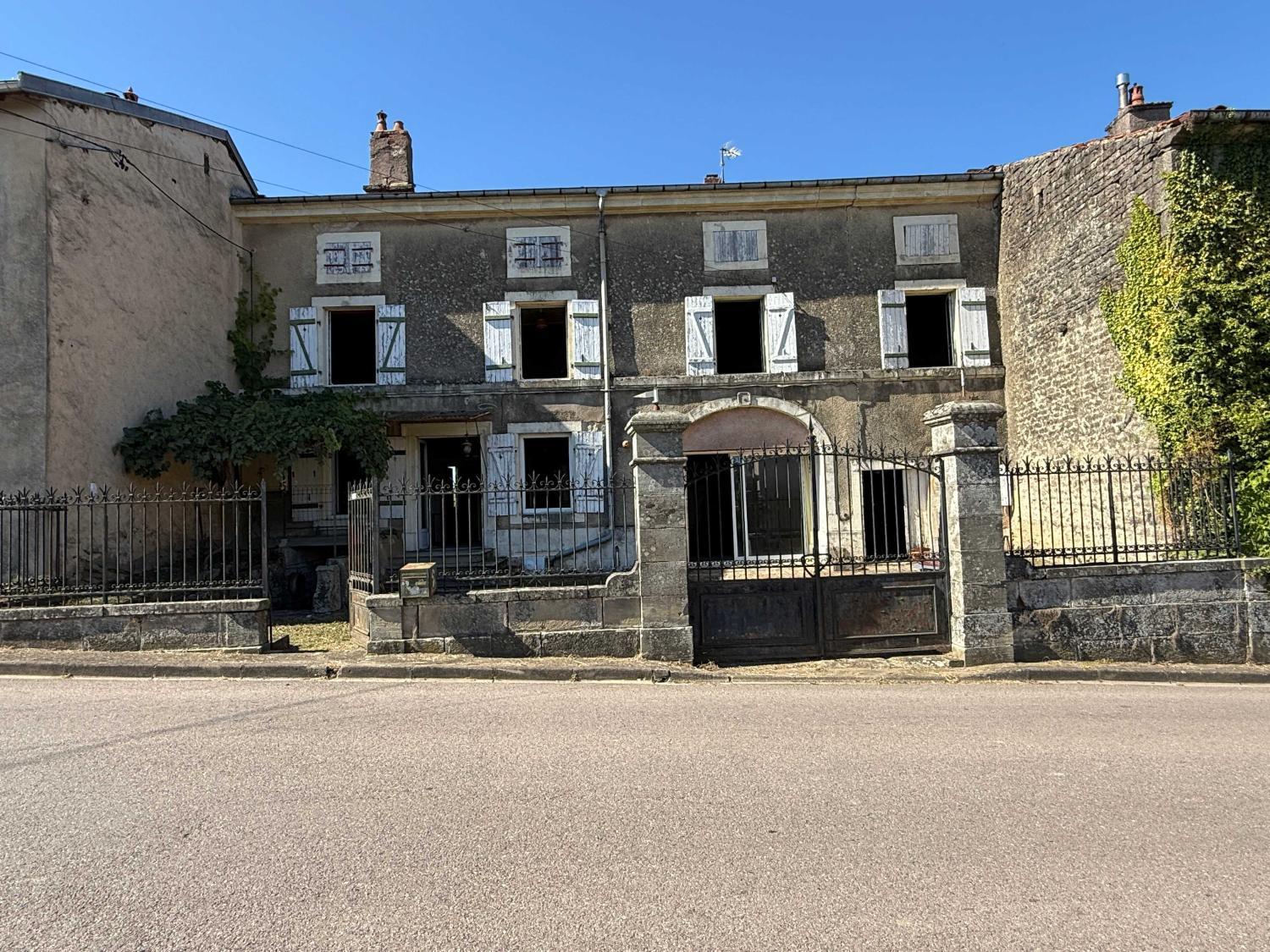  for sale mansion Châtillon-sur-Saône Vosges 5