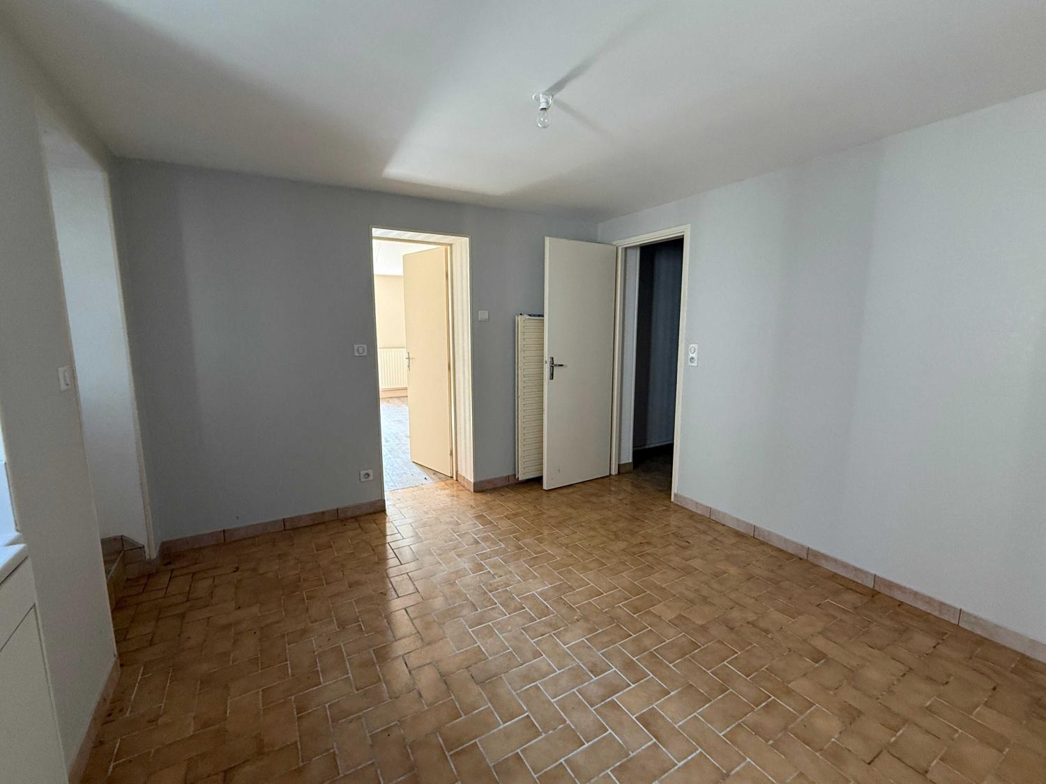  for sale village house Doulevant-le-Château Haute-Marne 17
