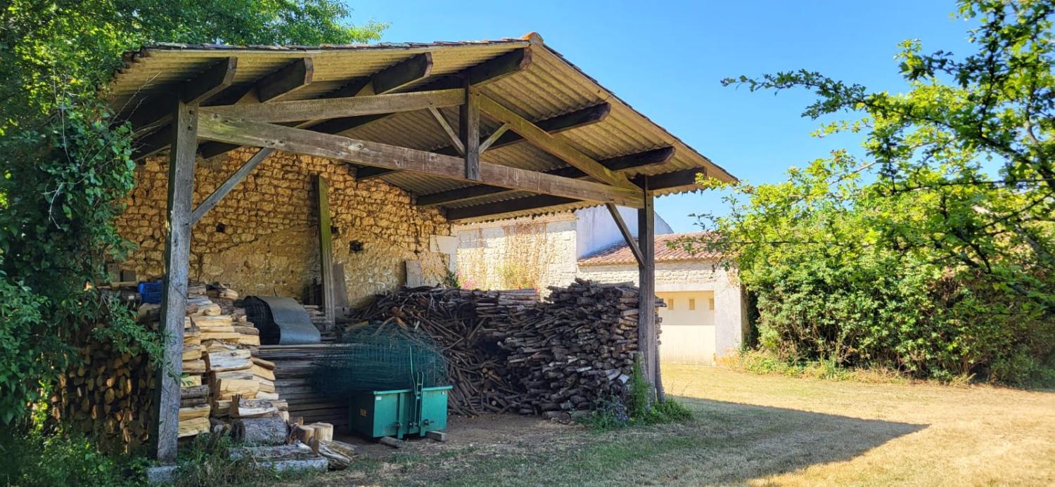  for sale house Saint-André-de-Lidon Charente-Maritime 5