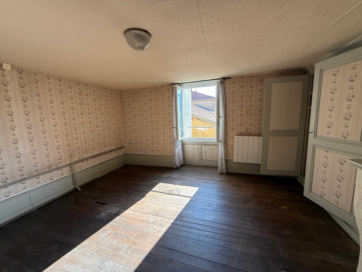  for sale village house Doulevant-le-Château Haute-Marne 25