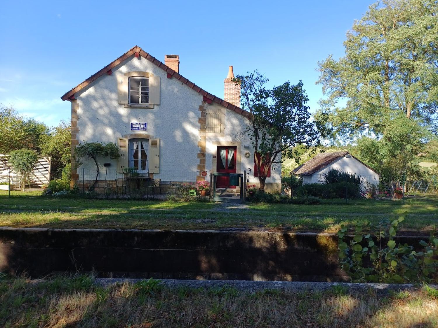  for sale house Épineuil-le-Fleuriel Cher 7