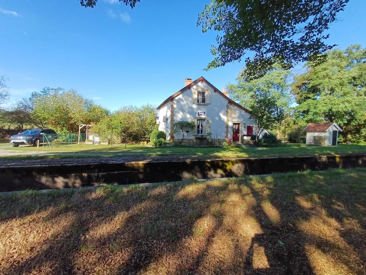  for sale house Épineuil-le-Fleuriel Cher 3