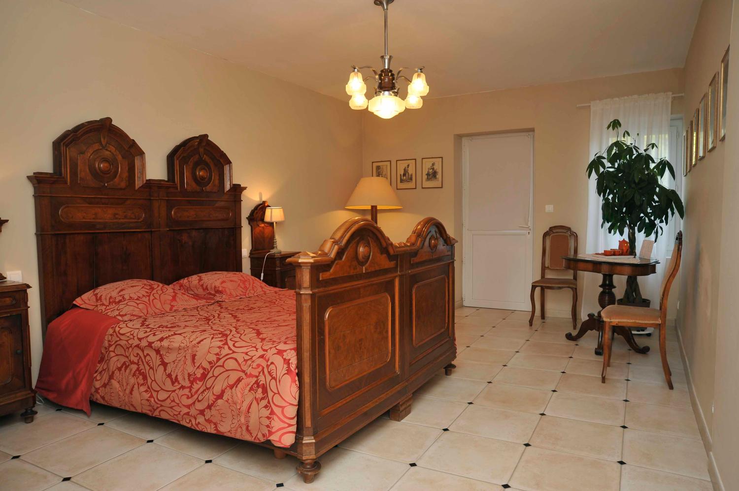  for sale bed and breakfast Couddes Loir-et-Cher 28