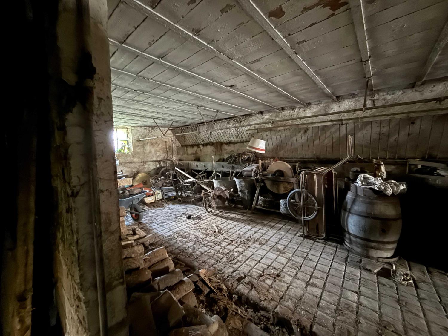 for sale village farm Vitrey-sur-Mance Haute-Saône 9