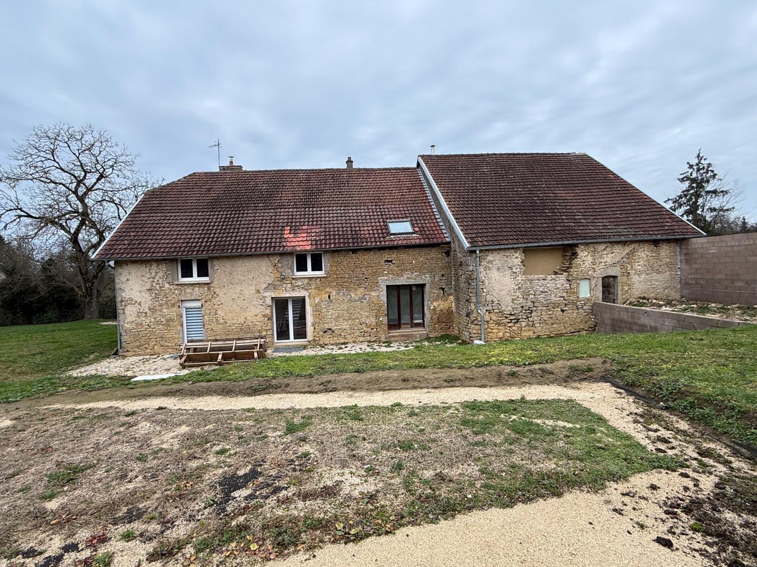  for sale detached house Jussey Haute-Saône 37
