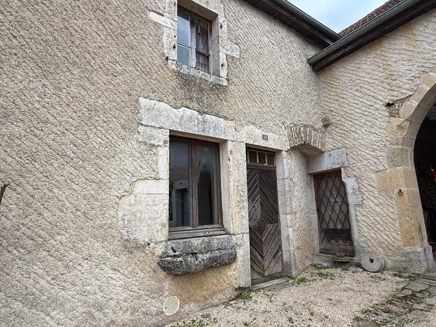  for sale detached house Jussey Haute-Saône 40