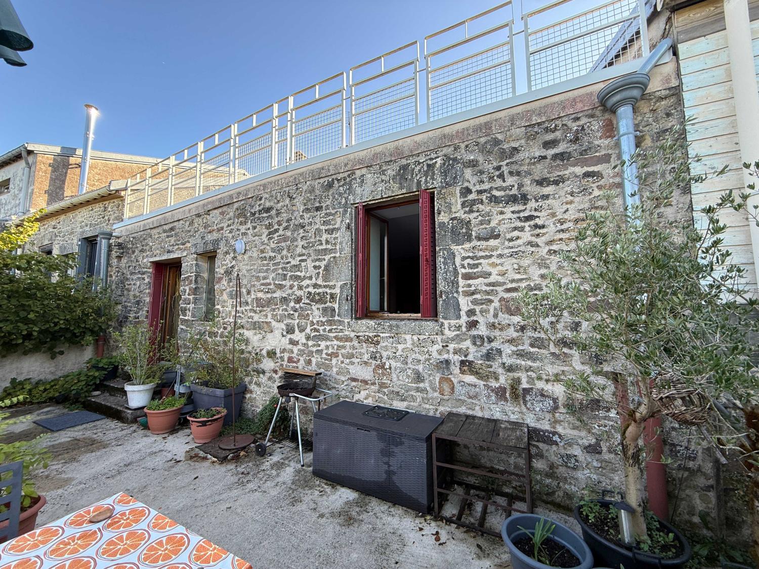 for sale village house Bourbonne-les-Bains Haute-Marne 25