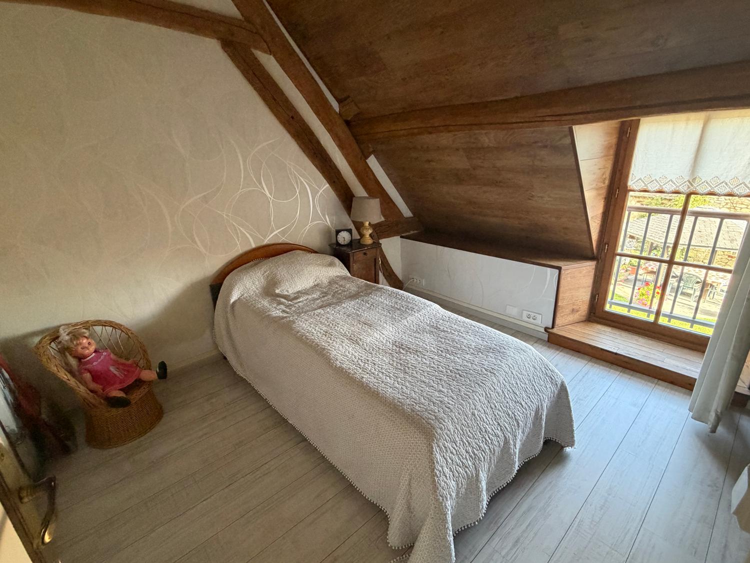 for sale property with holiday home Vez Oise 10