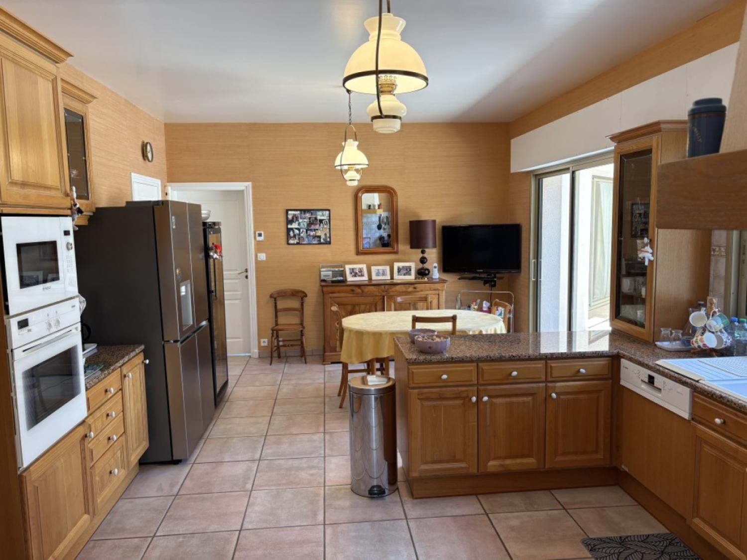 for sale villa Arnac-Pompadour Corrèze 16