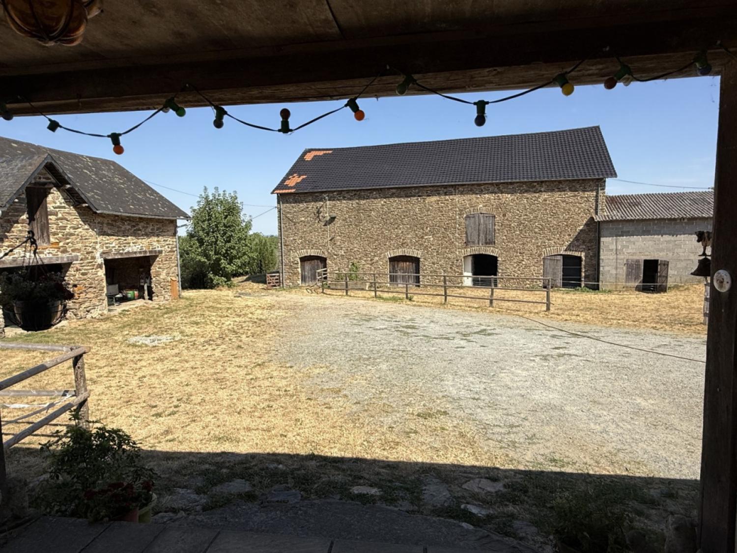  for sale farm Saint-Pardoux-Corbier Corrèze 2