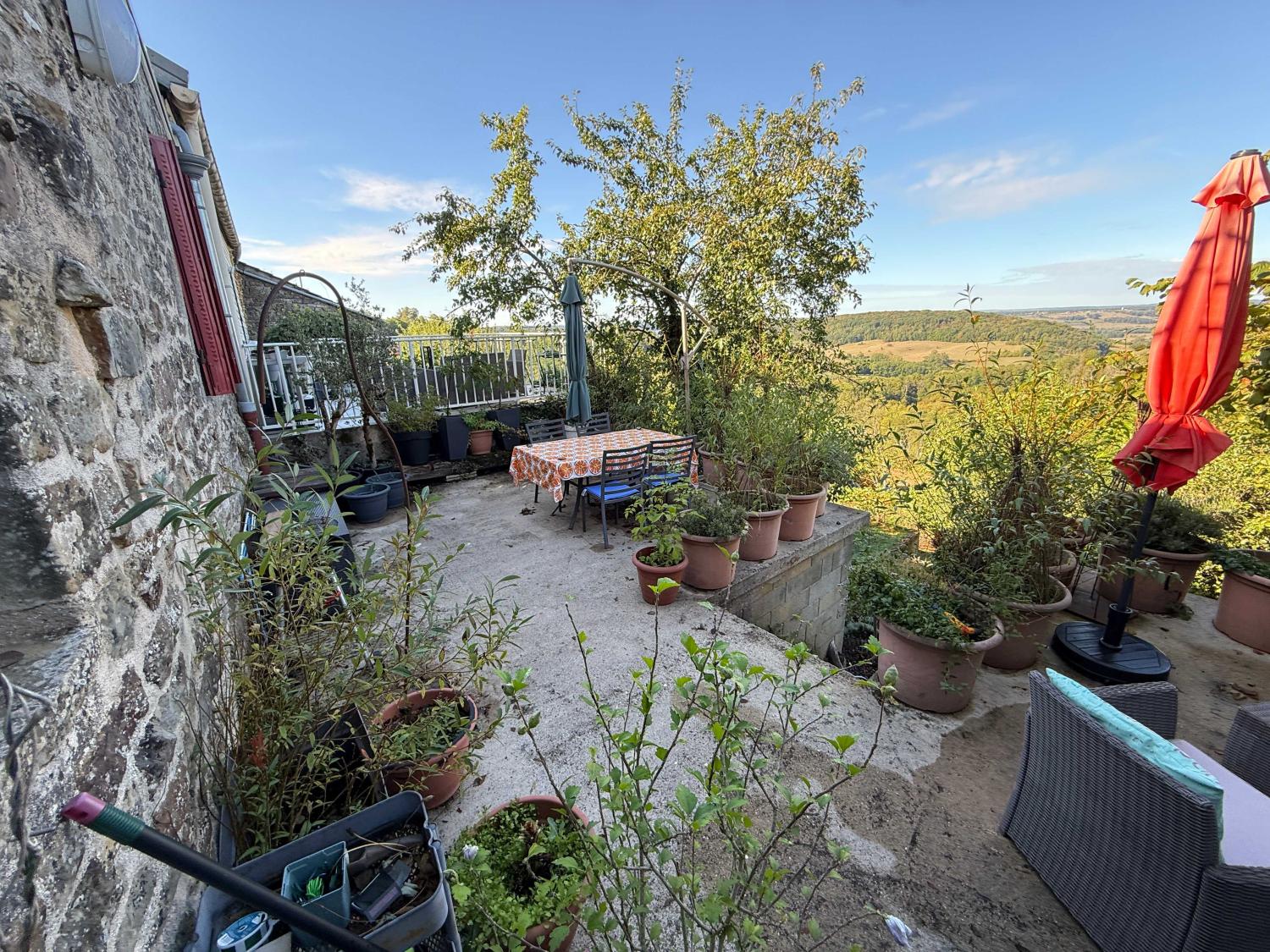 for sale village house Bourbonne-les-Bains Haute-Marne 23