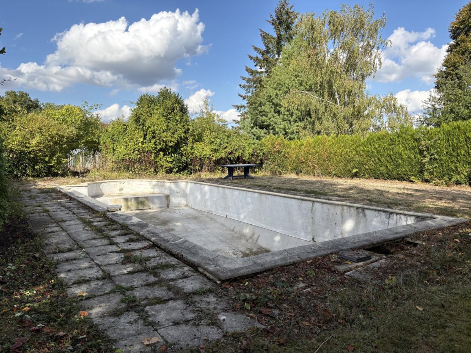  for sale detached house Coussac-Bonneval Haute-Vienne 22