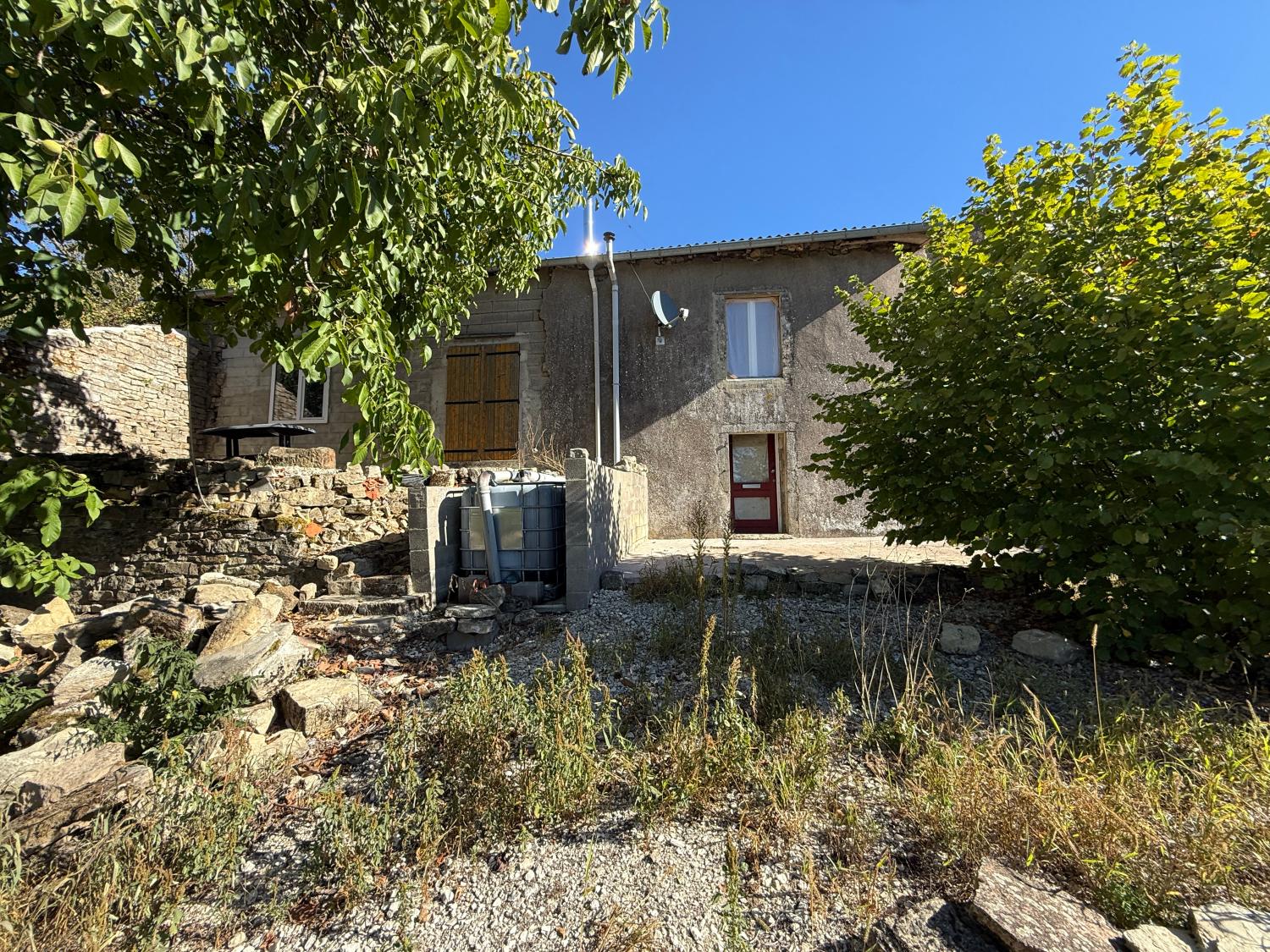  for sale village house Montcourt Haute-Saône 25