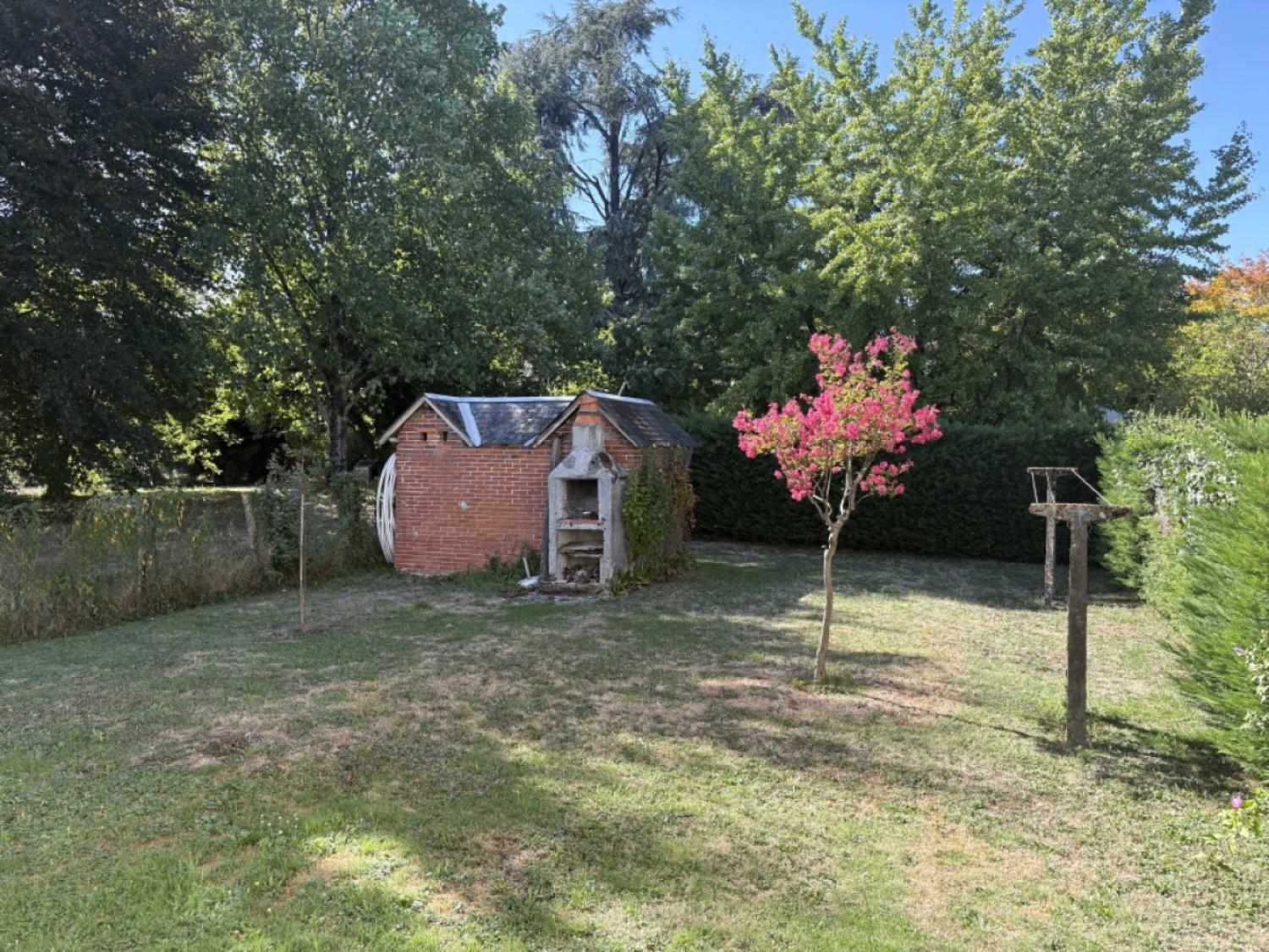  for sale village house Saint-Sornin-Lavolps Corrèze 12
