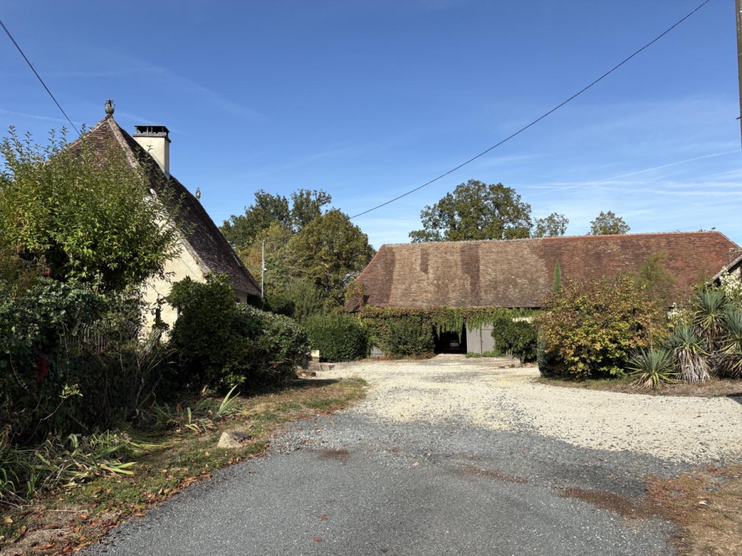  for sale property with holiday home Meuzac Haute-Vienne 37