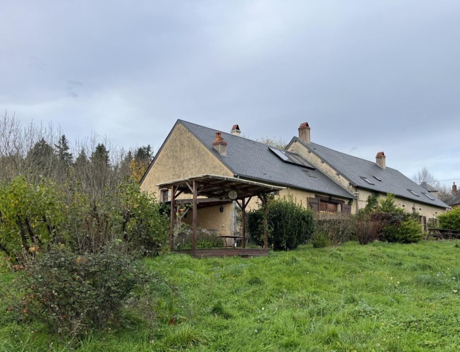  for sale property with holiday home Saint-Hilaire-en-Morvan Nièvre 1
