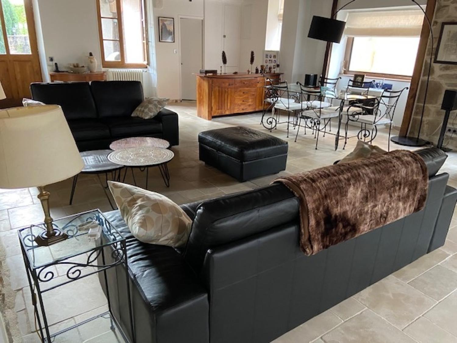  for sale bed and breakfast Ruffey-lès-Beaune Côte-d'Or 22