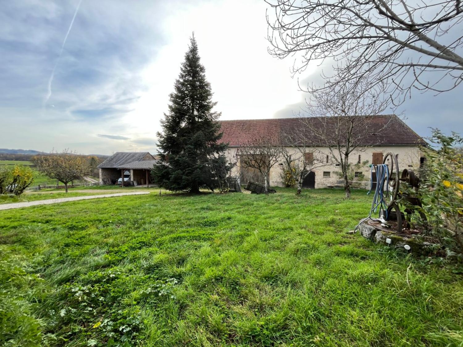  for sale property with holiday home Saint-Hilaire-en-Morvan Nièvre 2