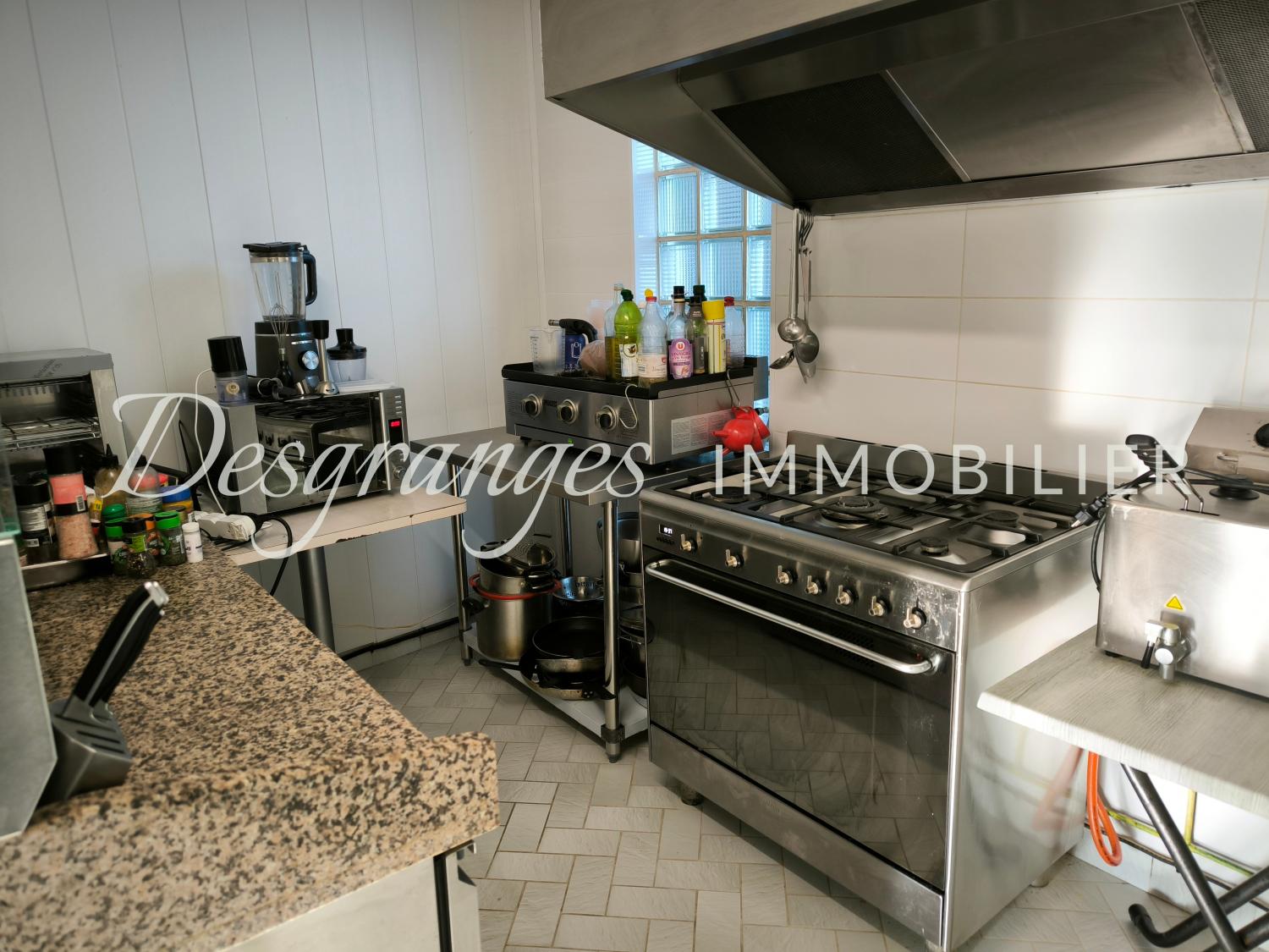 for sale restaurant Payzac Dordogne 4