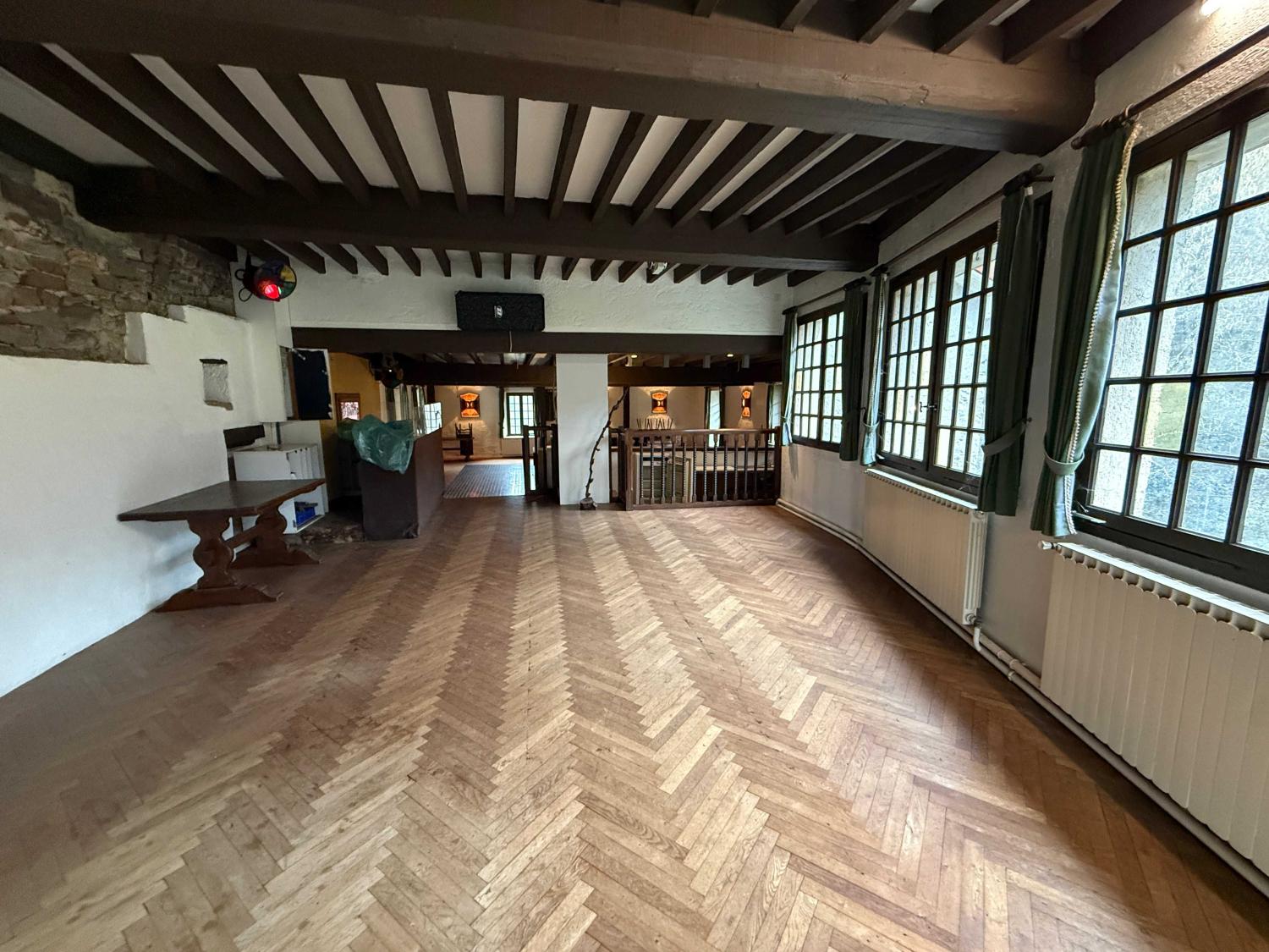  for sale bed and breakfast Viviers-le-Gras Vosges 32