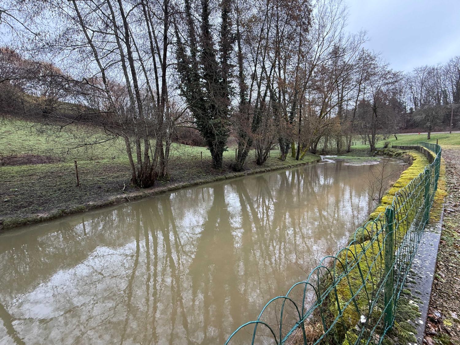  for sale bed and breakfast Viviers-le-Gras Vosges 38