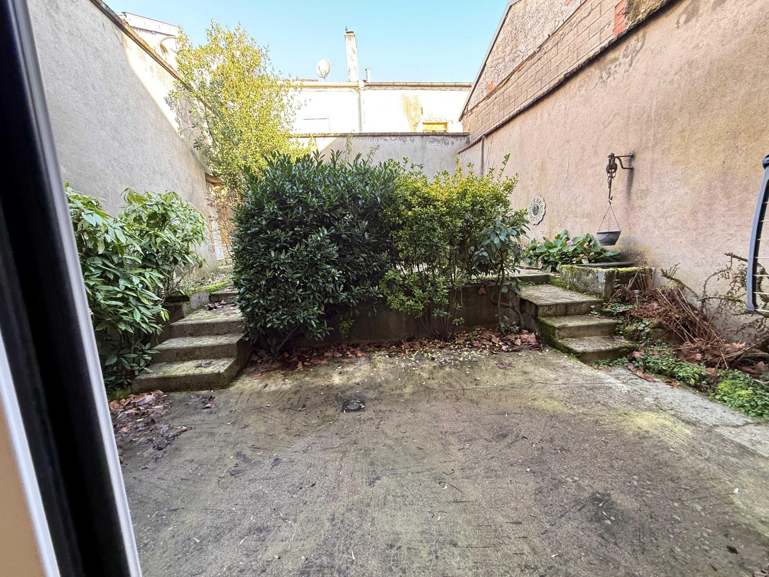  for sale house Bourbonne-les-Bains Haute-Marne 10