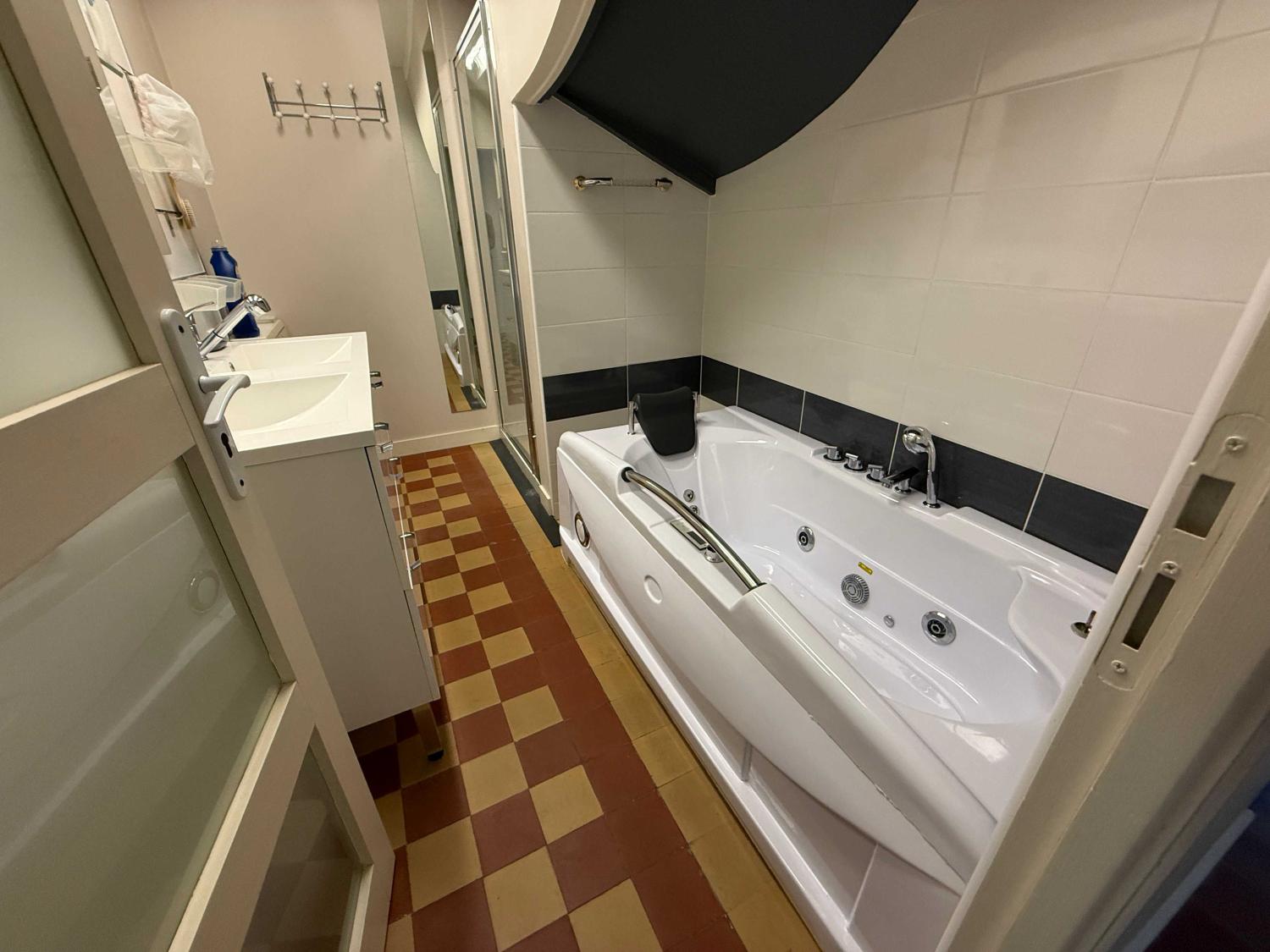  for sale house Bourbonne-les-Bains Haute-Marne 5