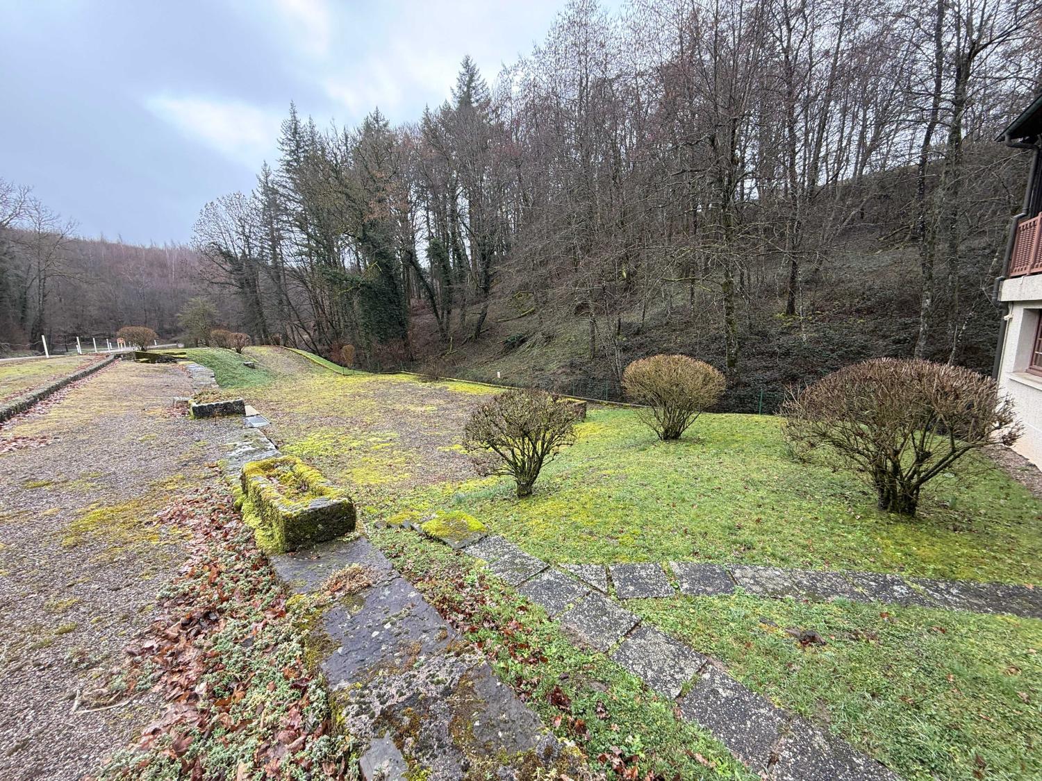  for sale bed and breakfast Viviers-le-Gras Vosges 46