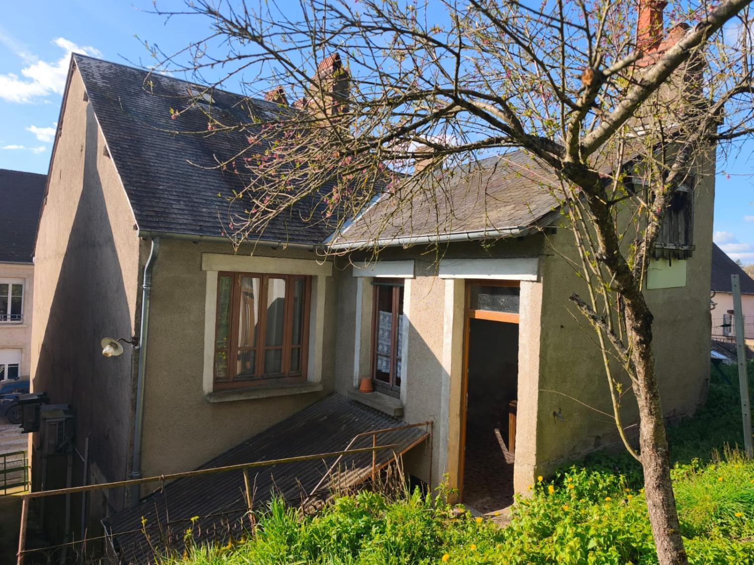  for sale village house Moulins-Engilbert Nièvre 4