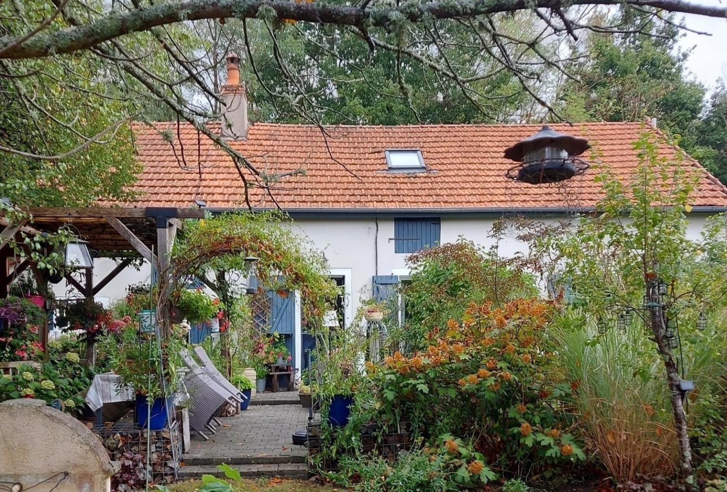  for sale detached house Savigny-Poil-Fol Nièvre 1