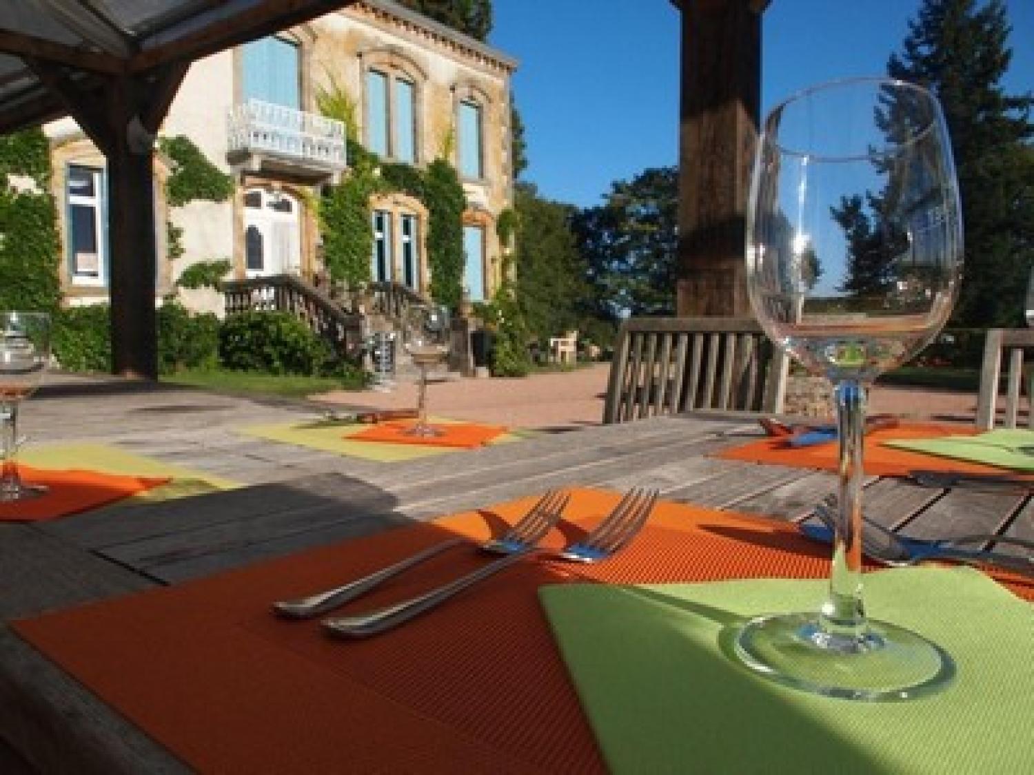  for sale bed and breakfast Le Brethon Allier 2