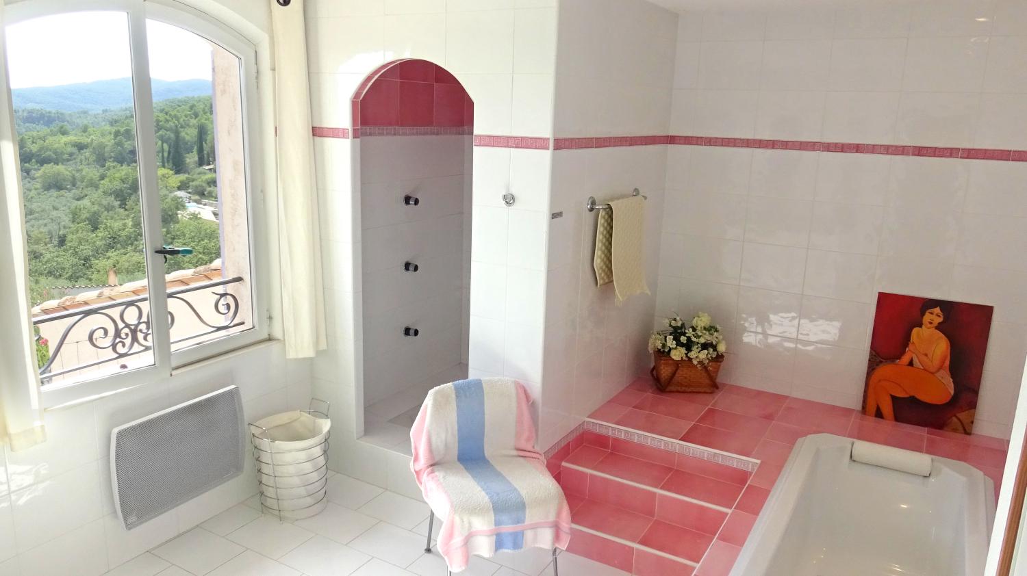  for sale villa Callas Var 11