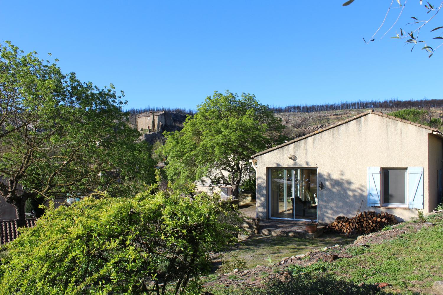  for sale house Fontjoncouse Aude 25