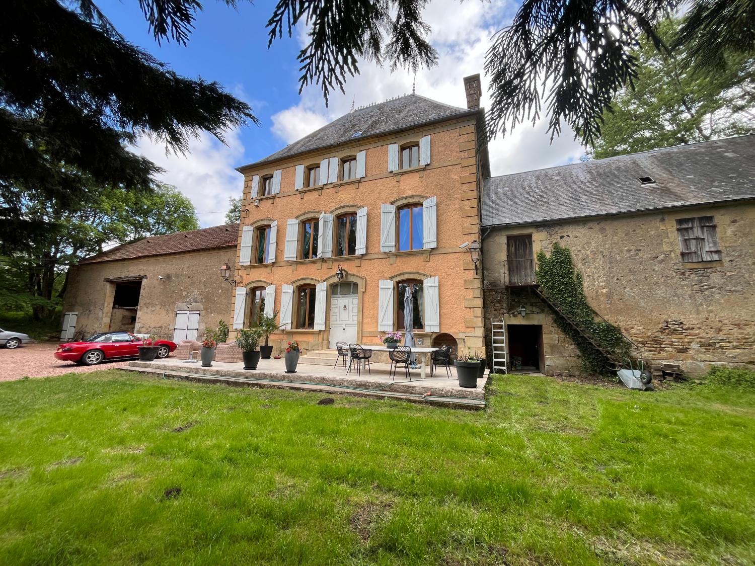  for sale mansion Saint-Franchy Nièvre 1