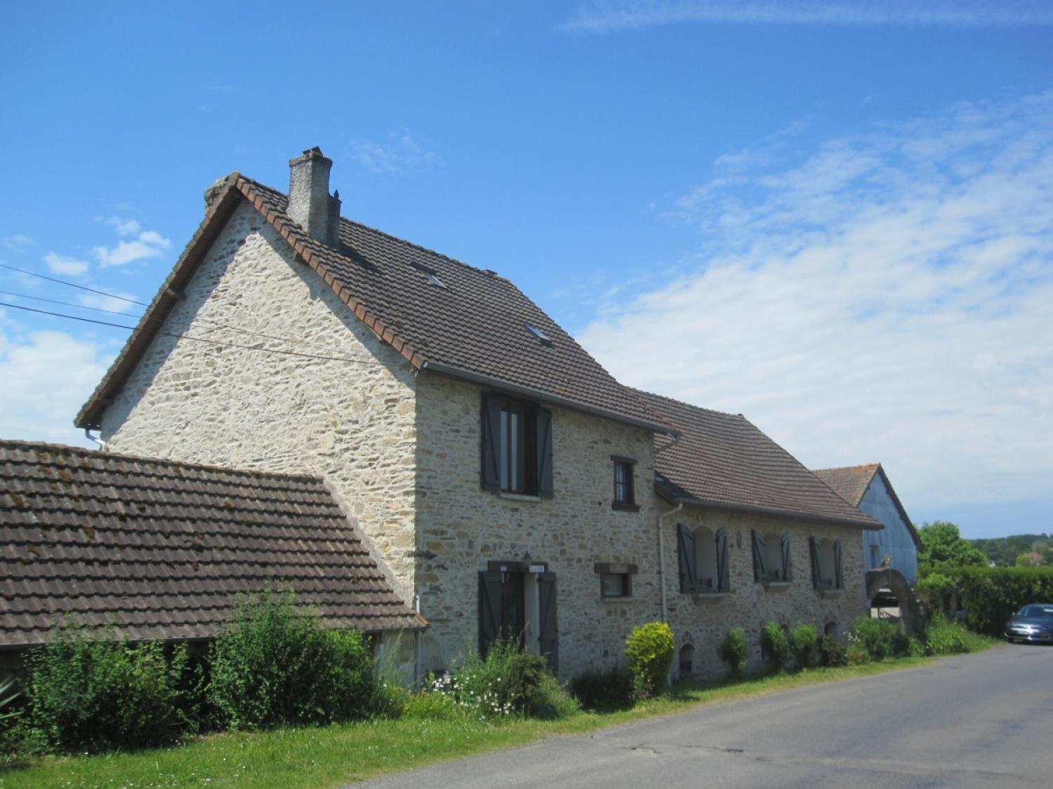  for sale detached house Saint-Yrieix-la-Perche Haute-Vienne 2