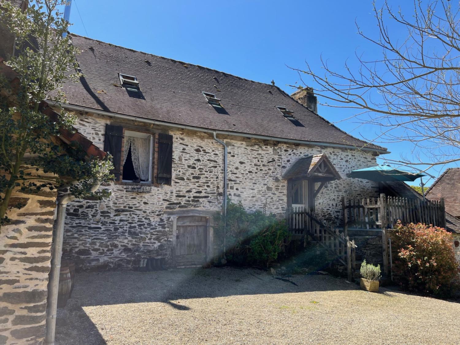  for sale property with holiday home Coussac-Bonneval Haute-Vienne 17