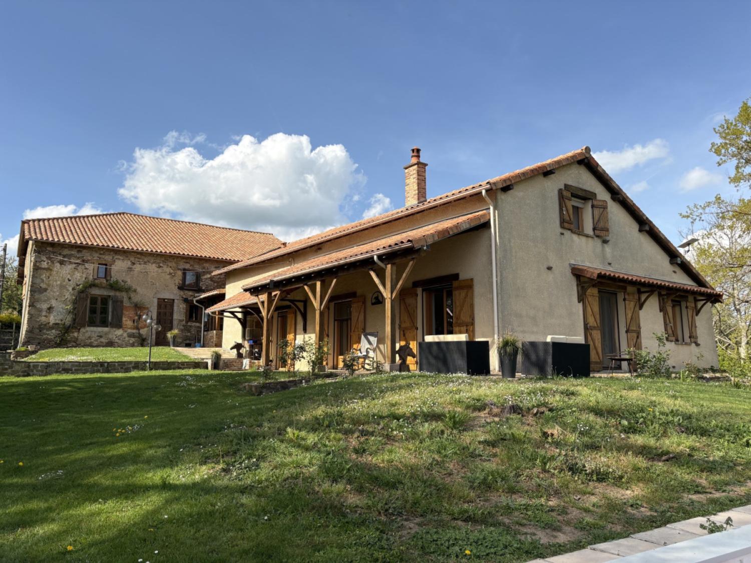for sale property with holiday home Nexon Haute-Vienne 1