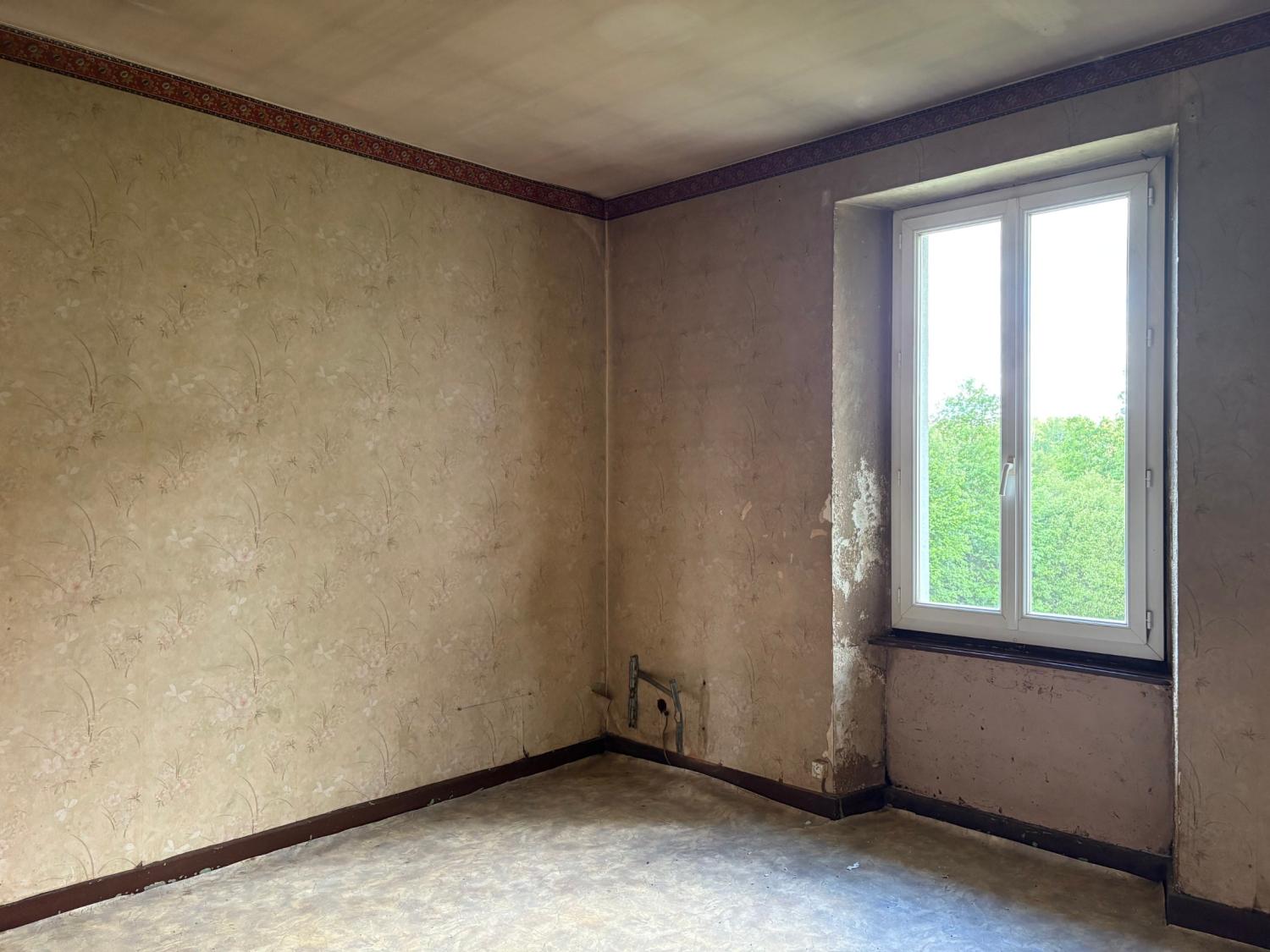  for sale farm Coussac-Bonneval Haute-Vienne 11